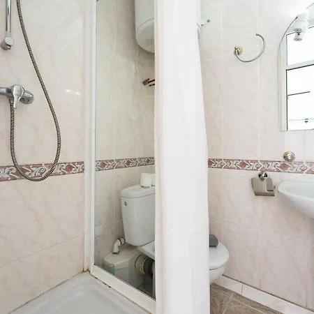 Beachside Centre Duplex 6pax *